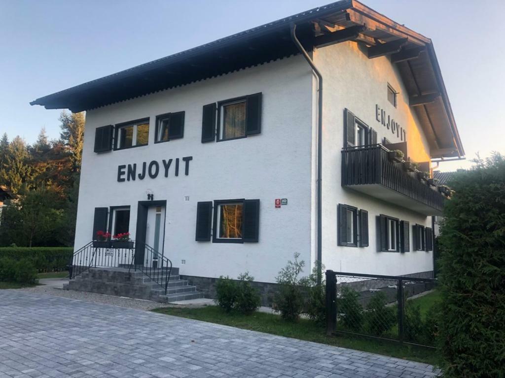 Отель Enjoyit Velden West Selpritsch Экстерьер фото